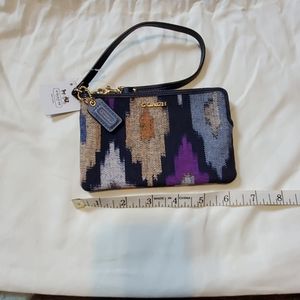 NWT. Coach Ikat print skinny wristlet